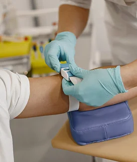 Lab test at home, blood sample collection in Dubai